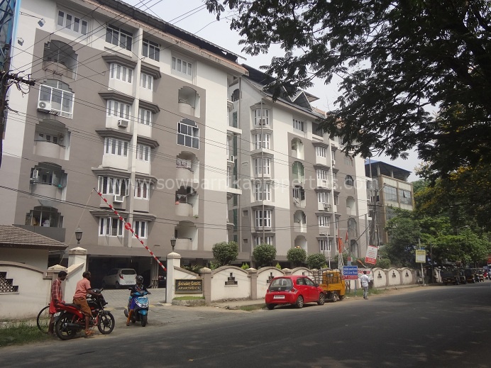 Apartment For Rent In Abad Garden Court Palarivattom